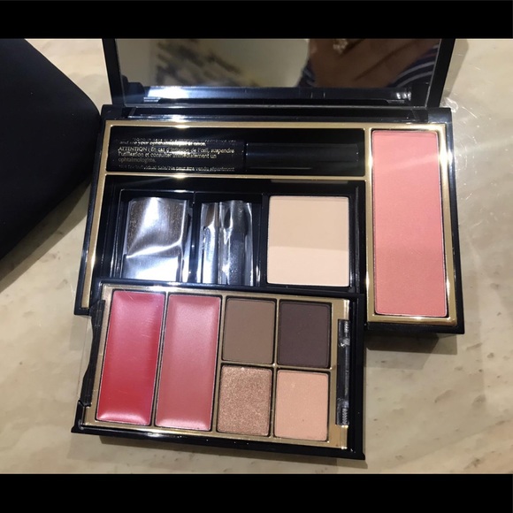 Estée Lauder travel set - Picture 2 of 3